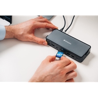 1 x USB-A 3.2 Gen2