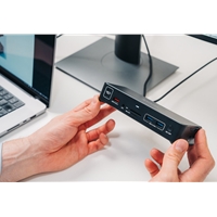 2 x USB-A 3.2 Gen1