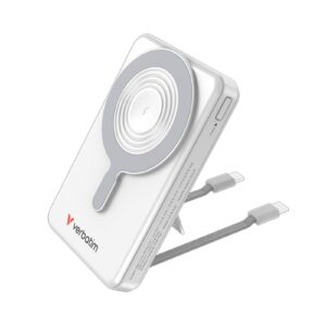 <b>Verbatim Charge 'n' Go Two Cable Power Bank with Display -  Silver</b><br/><br/><b>Product Details</b><br/><br/>10